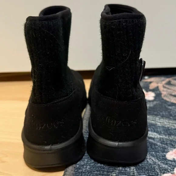 BZees Gloria Short Boot - Picture 4 of 11